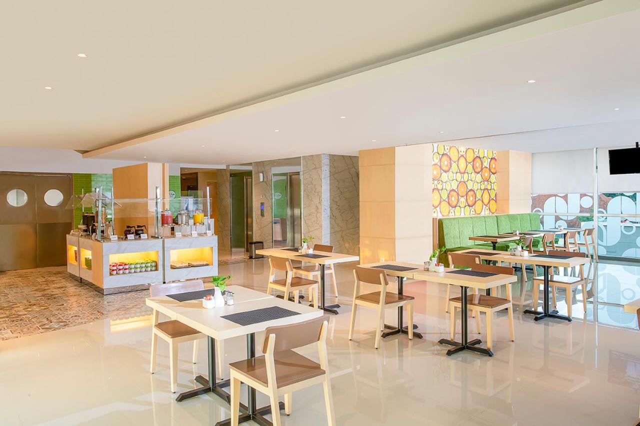 Zest Parang Raja Solo By Swiss-Belhotel International Bonorejo Exterior foto